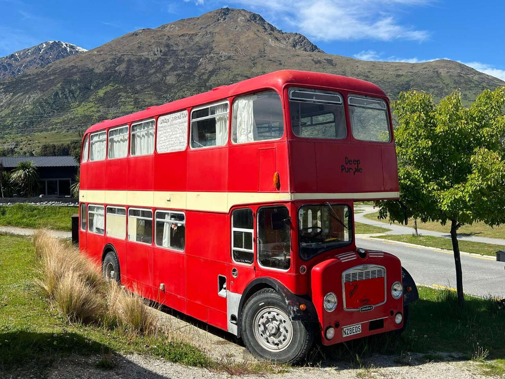Decker Daze Queenstown Eksteriør billede